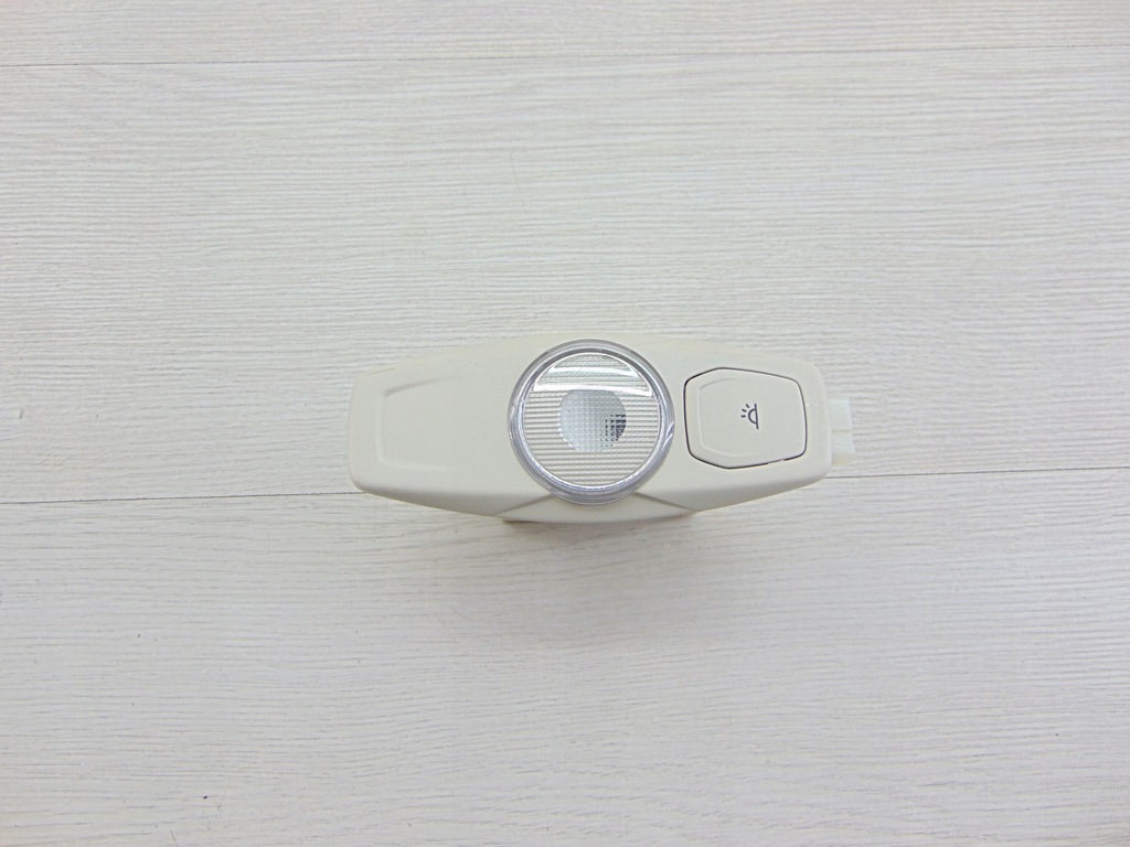 фото №1, Ford kuga ii 2016 лампа потолочный