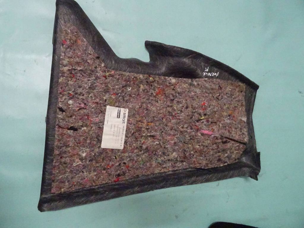 Обшивка обшивки багажника smart forfour 1 nr298 в Украине