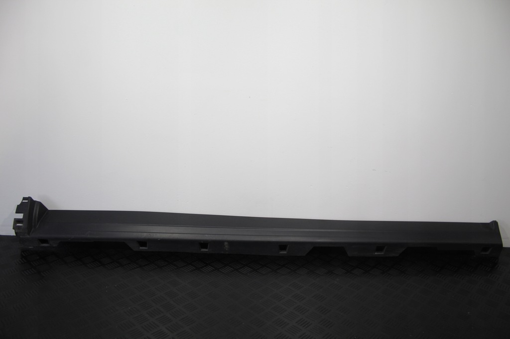 фото №1, Накладка порог порог левый land rover discovery sport l550