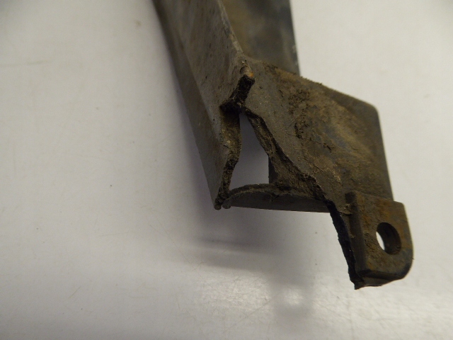 фото №7, Voyager iv напрямна бампера задня правий 5d