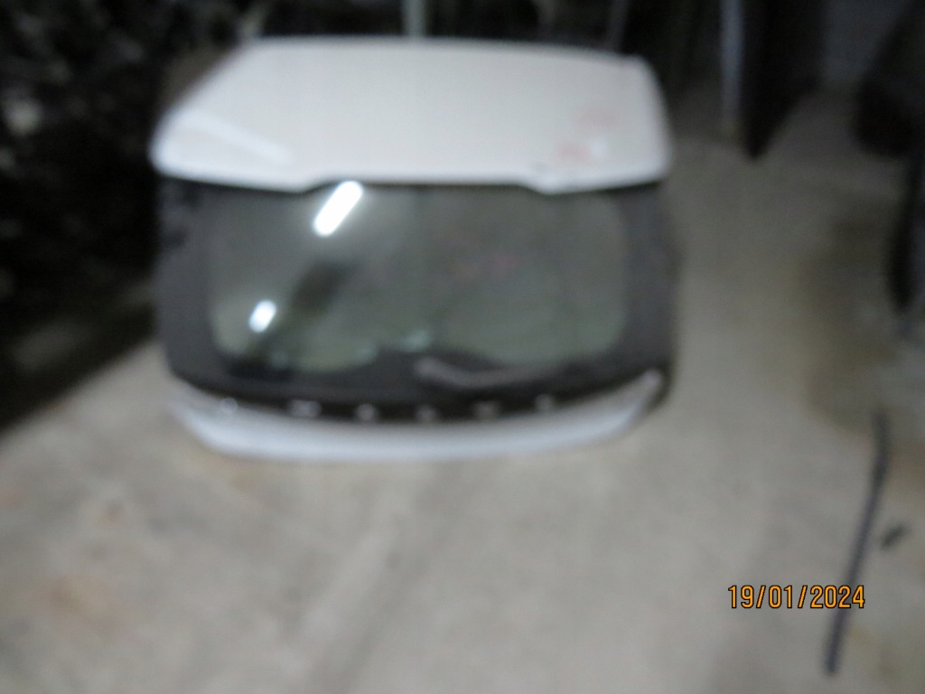 фото №2, Кришка багажника задня задня volvo v40