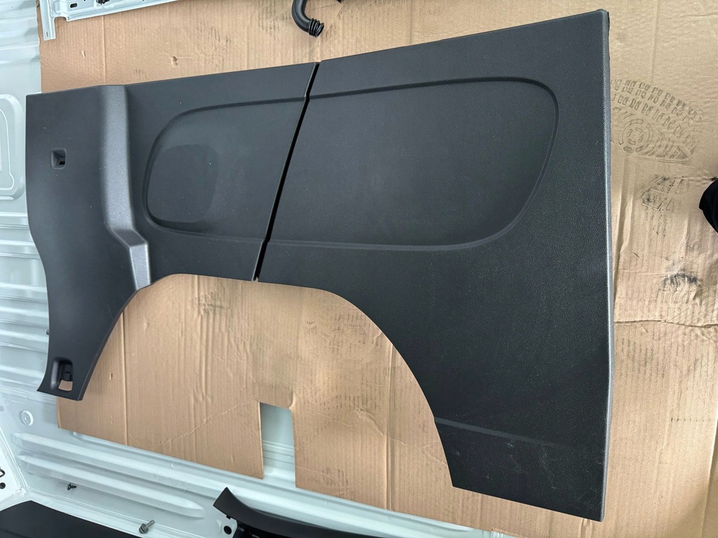 фото №1, Права захист бічна кузов внутрішня renault trafic iii nv300 vivaro talento