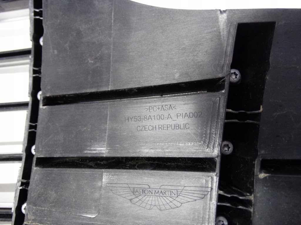 фото №14, Aston martin db11 2016-2024 решётка радиатора решётка радиатора hy53-8a100-a оригинальный