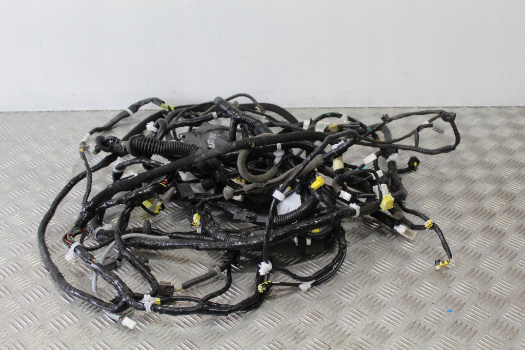 фото №1, Жгут электрическая салона nissan micra v 5 k14