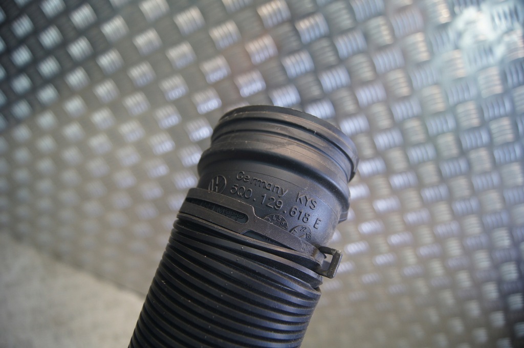 фото №9, Корпус фільтра повітря kpl. з фільтром 04e129611ak оригінальний номер vag