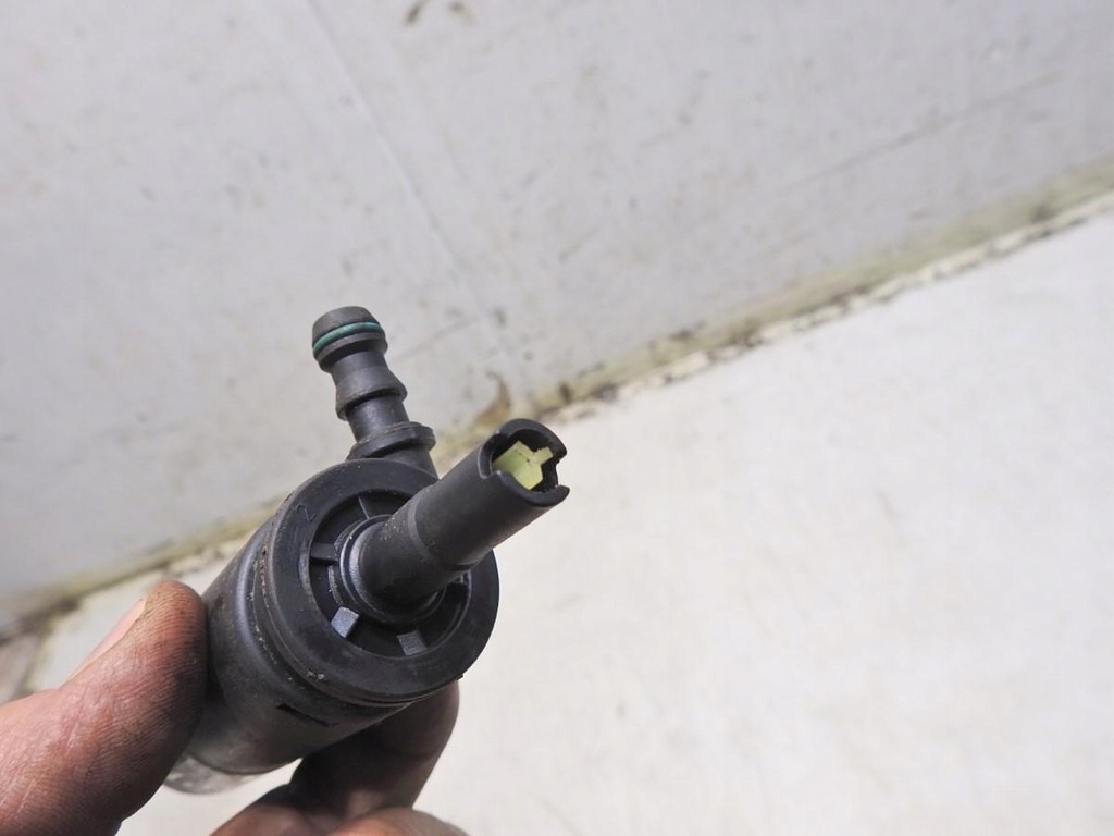 фото №6, Помпа распылителя лампы перед mercedes w212 2108691221