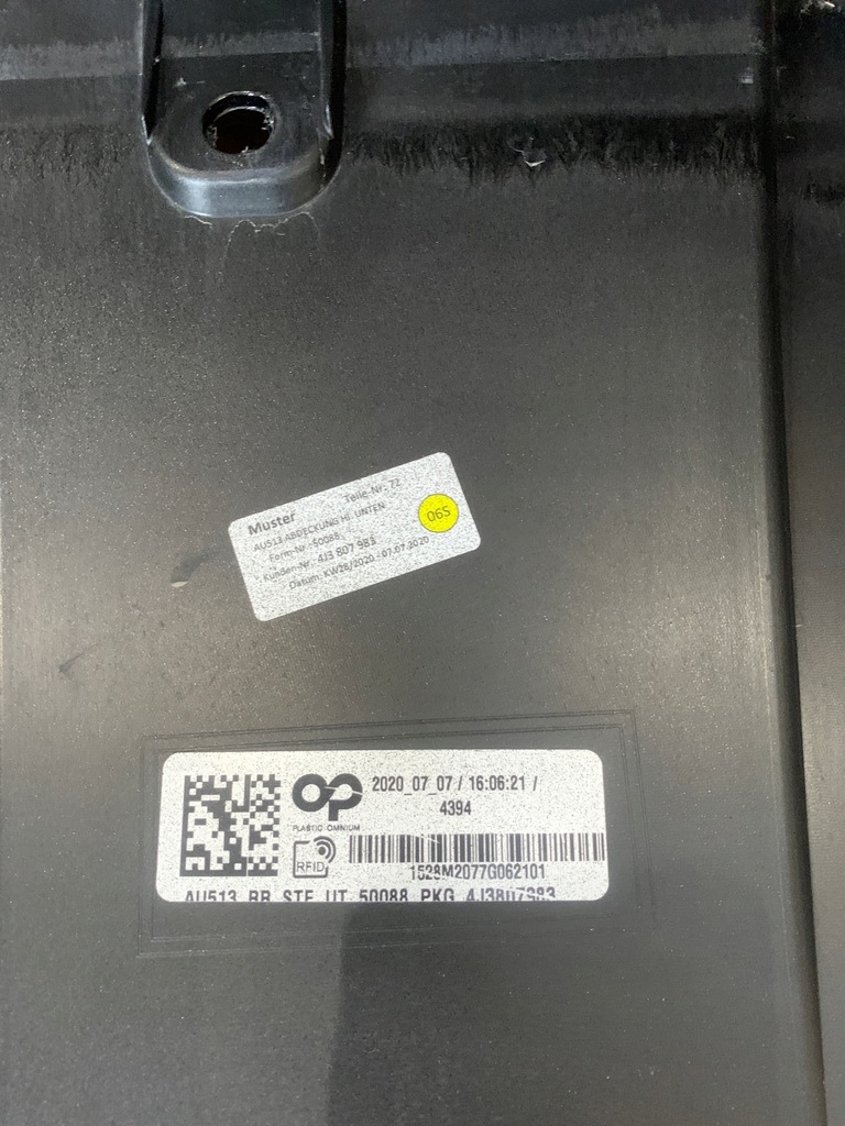 фото №14, Audi e-tron gt rs 4j3 бампер задний 4j3807421a цвет lx6c taktikgrün 22km