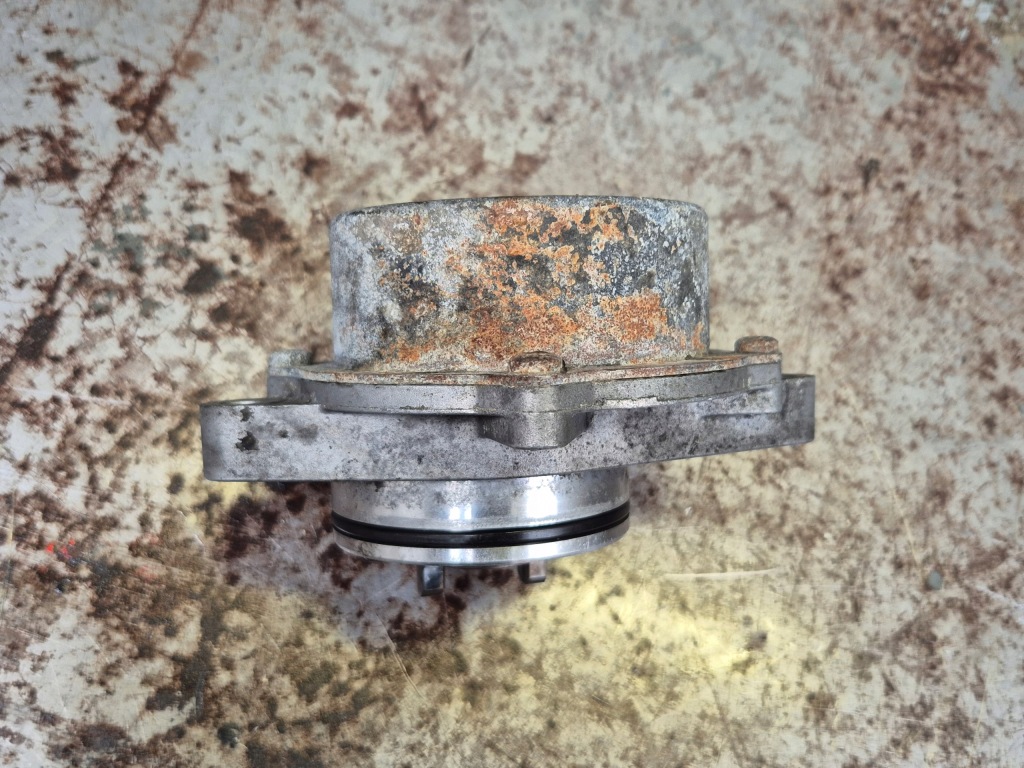 Купить Bmw e38 e65 740d 4.0d m67 насос вакуумa вакуумный 11662248632 2248632