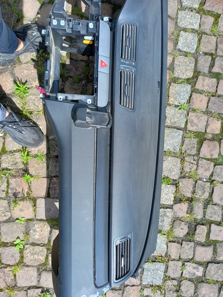 фото №12, Консоль vw passat b6 06r.