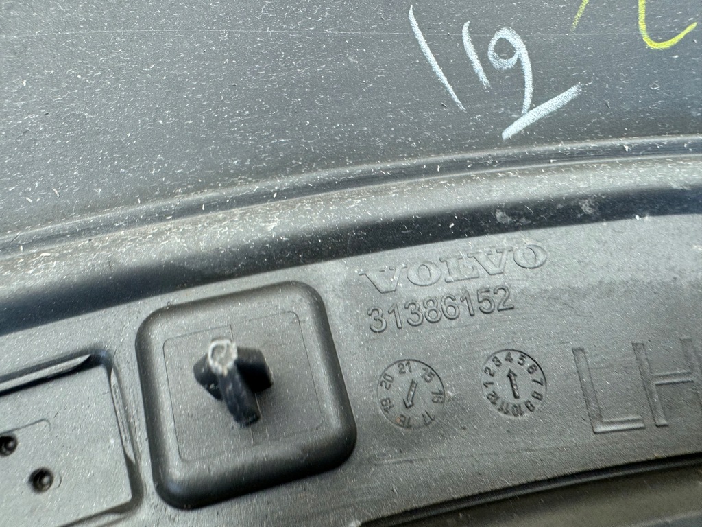 фото №13, Volvo s90 v90 ii 2 16r- молдинг крила ліва передня лівий перед