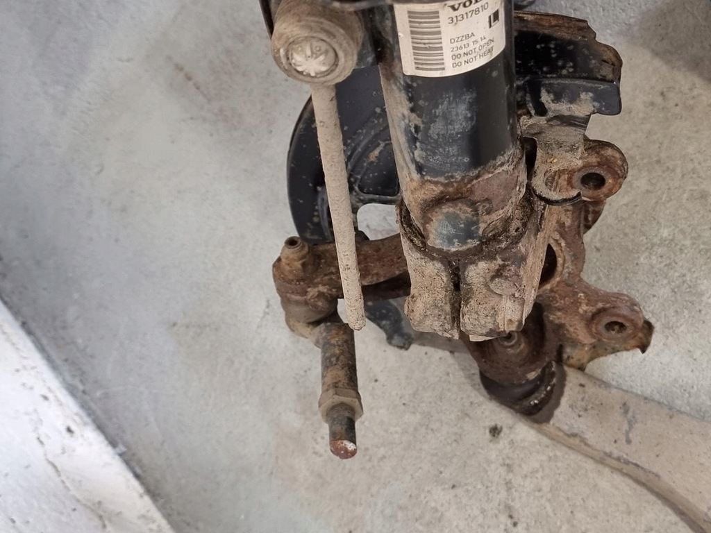 фото №6, Амортизационная стойка поворотный кулак рычаг левая volvo v60 s60 2.0d3