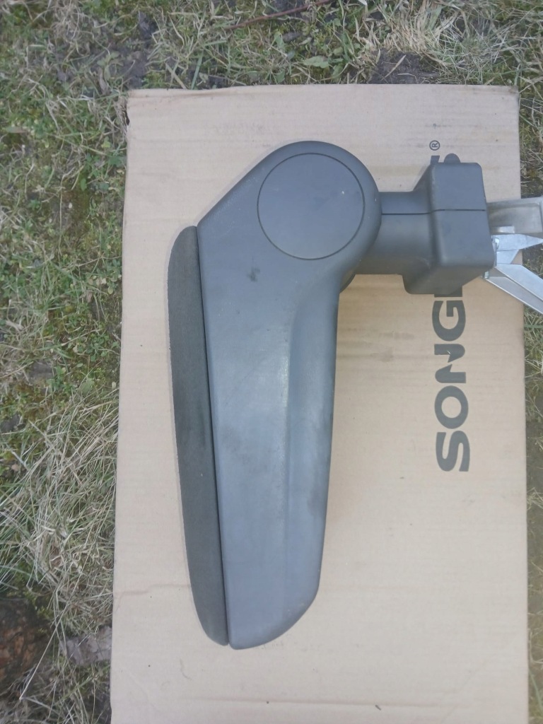 фото №1, Подлокотник audi a3 8l przedlift