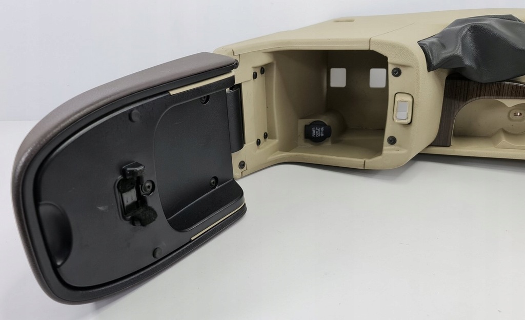 фото №6, Туннель средний подлокотник ford focus mk2 lift eu