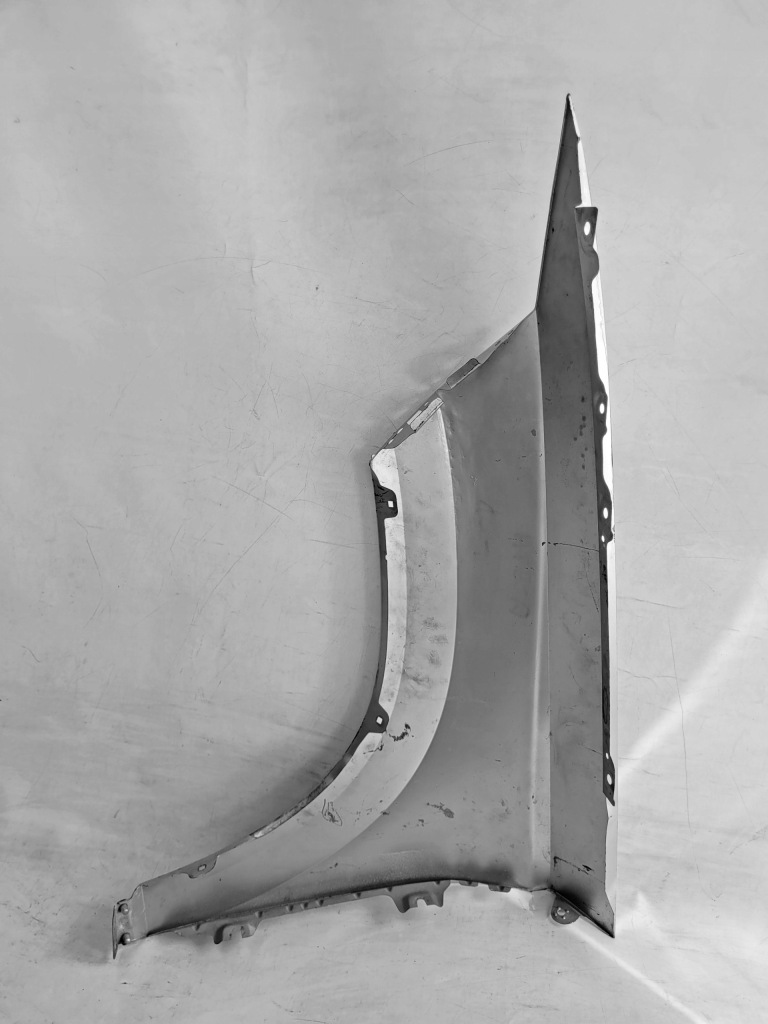 Крило ліве правий перед передній seat ateca 2016- Оригінал