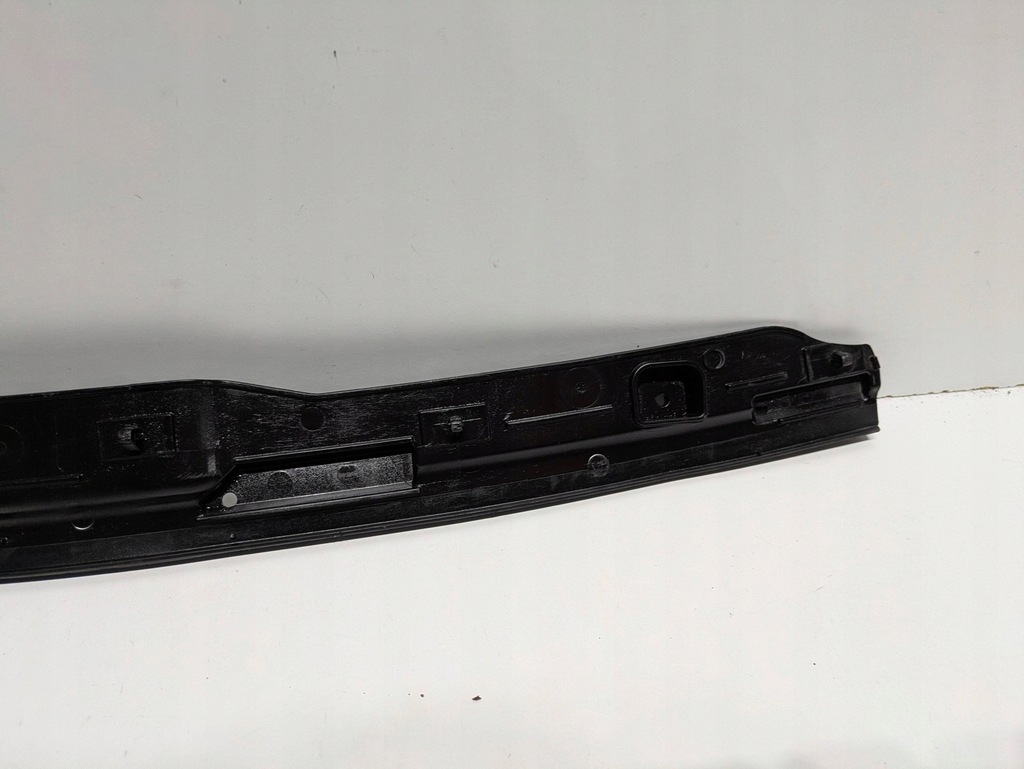 фото №8, Прокладка капот перед сторона правая audi a1 82a823126