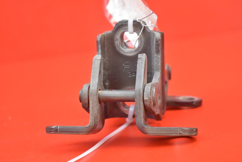 фото №2, Петля петли дверь правый перед saab 9-3 93 2 ii lift 02-11