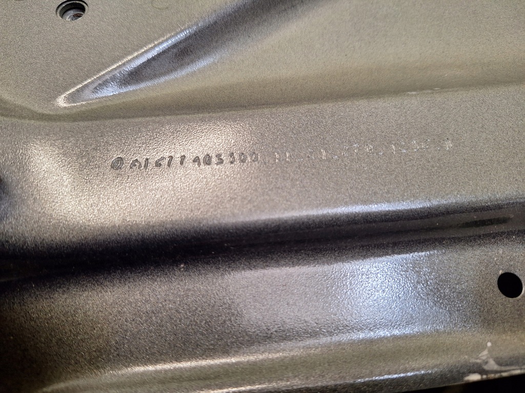 фото №14, Merecedes gls w167 крышка багажника багажника задняя задняя молдинг