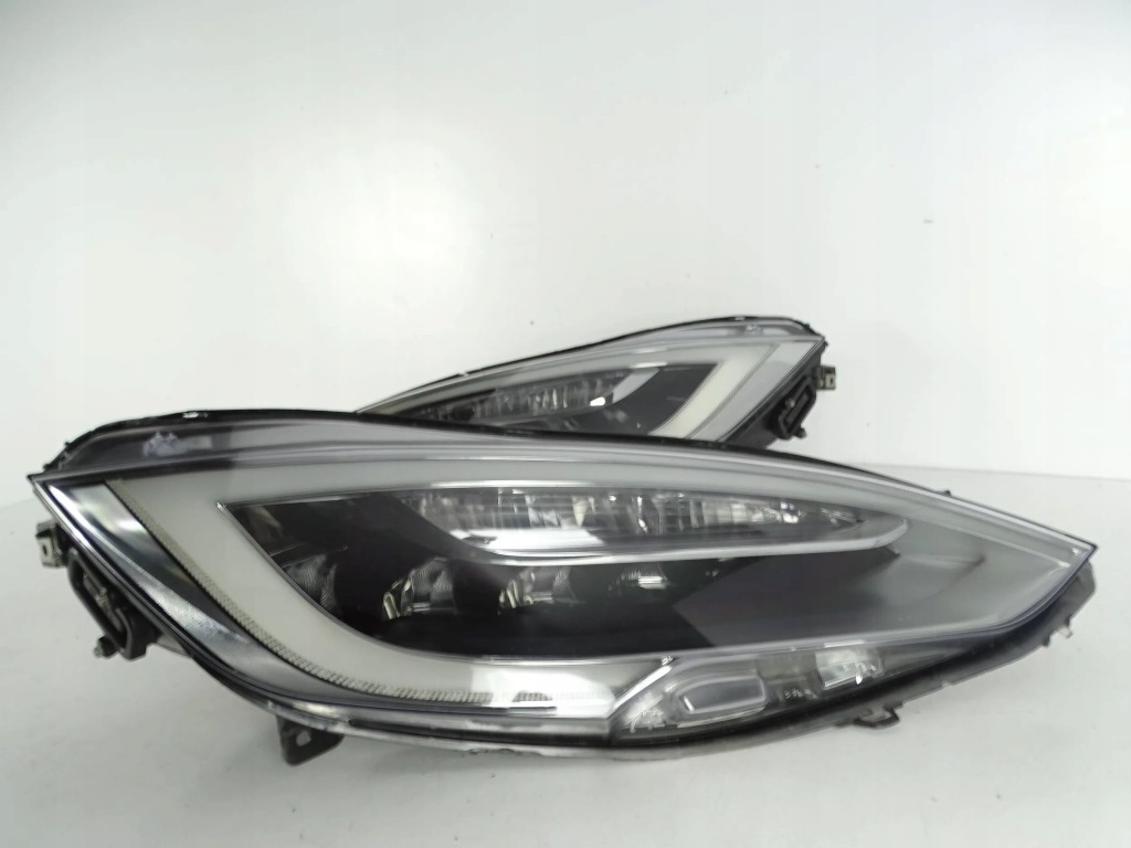 Фара перед передняя правый  tesla s рестайлинг  full led Доставка