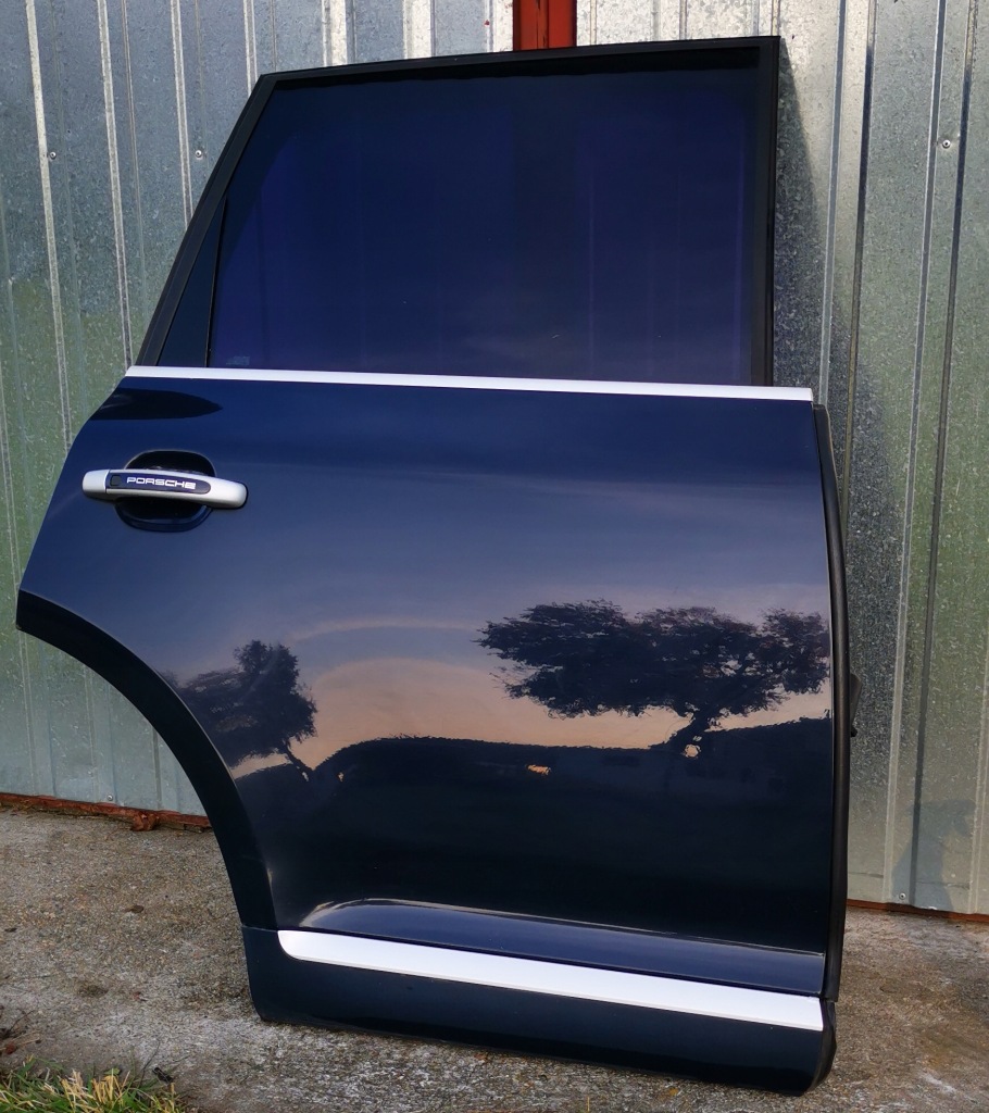 Передние i задние правое дверь porsche cayenne i 955 lata 03-07 la5g с Разборки