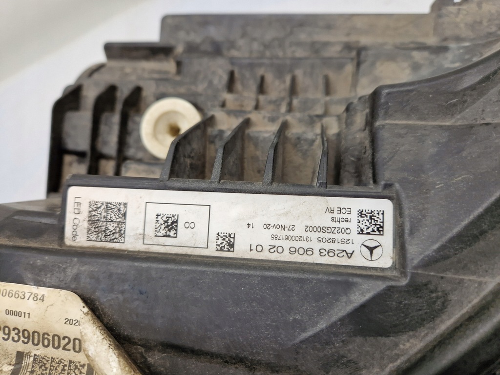 фото №9, Mercedes лампа правая eqc w293 n293 293 a2939060201
