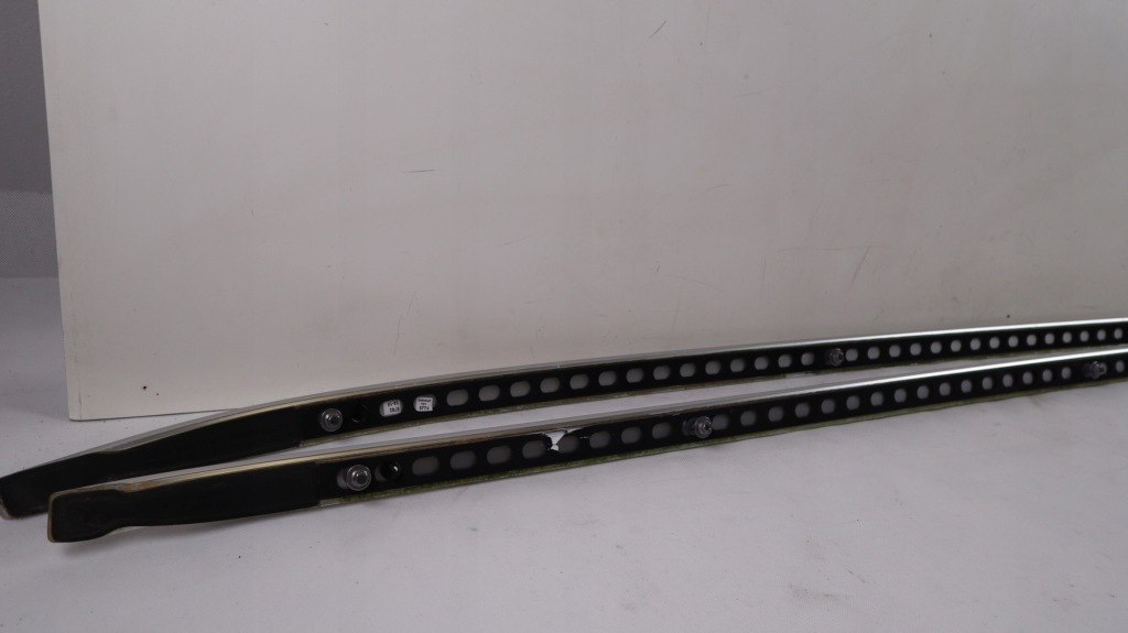 Volvo v90 рейлінги дахові 31386588, 31386589 Зі Шроту