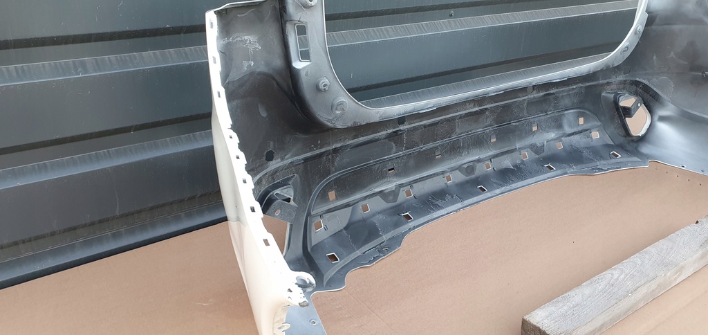 фото №12, Mitsubishi оригинальный номер 6410c798zz бампер задний