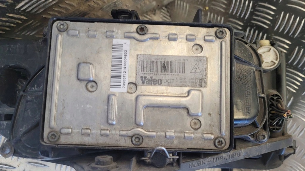 фото №13, Audi a4 s4 b6 8e 8h 2003 ліва сторона лампа передня