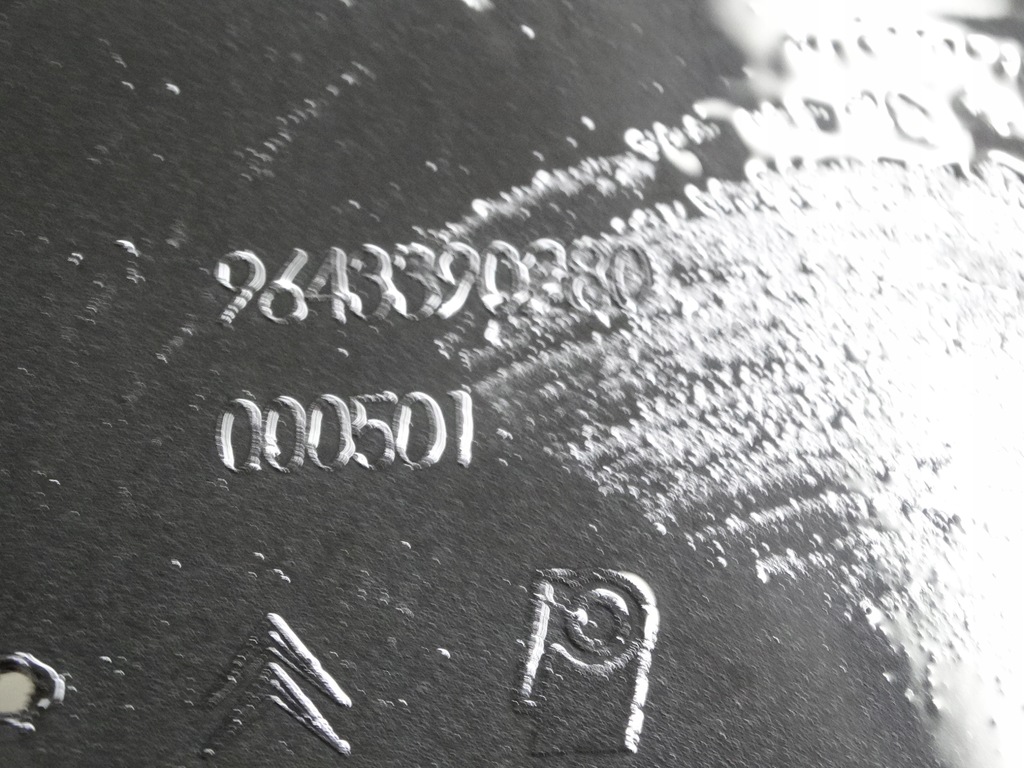 фото №15, Защита крышки задняя citroen c2 9643390280