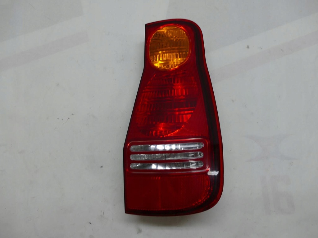 фото №1, Hyundai matrix лампа правый задняя europa 02r