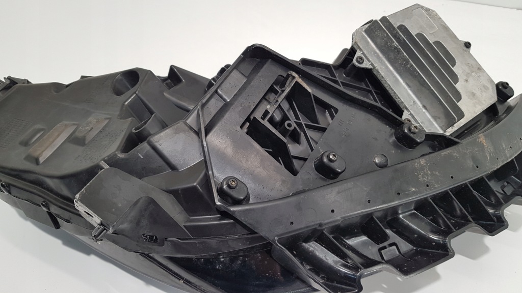 Tesla 3 3 фара левая перед led хорошее состояние Доставка