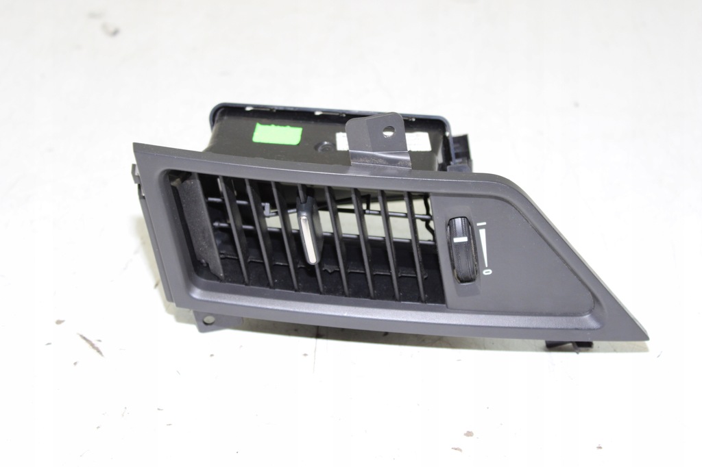 фото №1, Mercedes actros mp4 решётка обдув консоли a9608300554