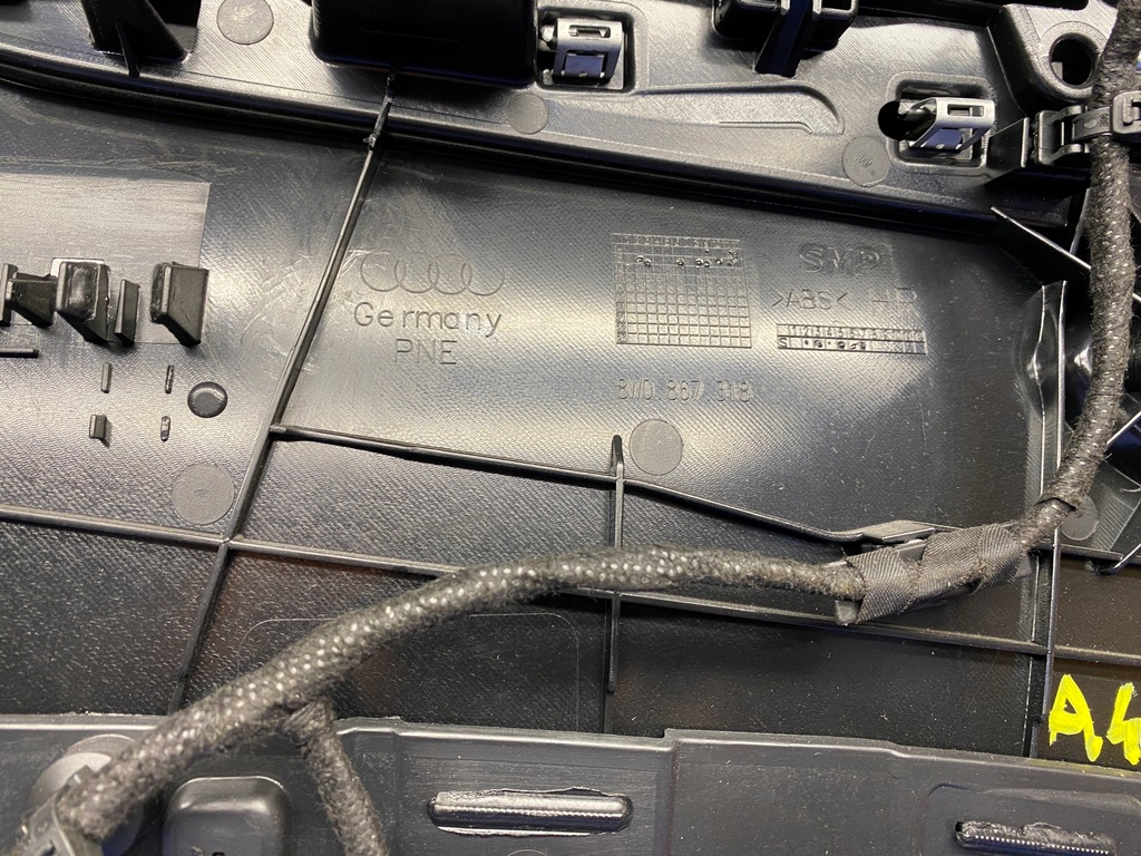 фото №9, Обшивка двері оббивка правий задня задні праве audi a4 b9 8w0867318