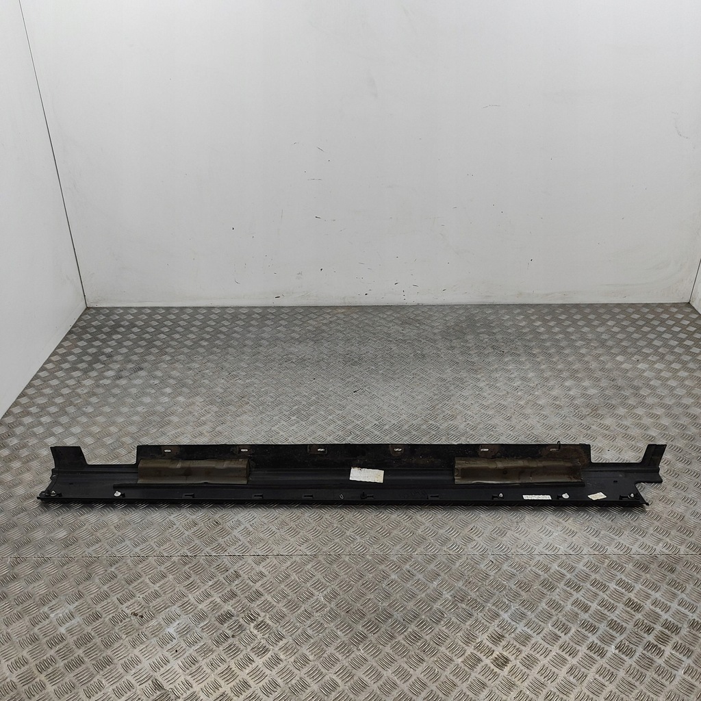 фото №2, Land rover range rover sport l494 2018 правая сторона порог