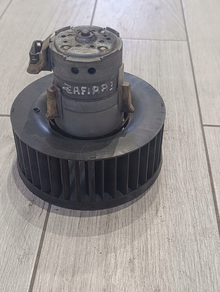 Купити Вентилятор обдув opel astra - g- caravan