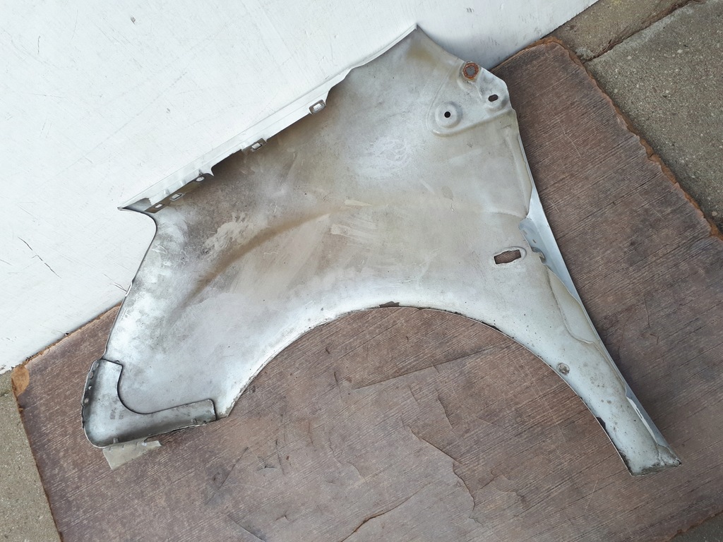 фото №8, Citroen berlingo partner ii 08- крила правий передній перед 2008-