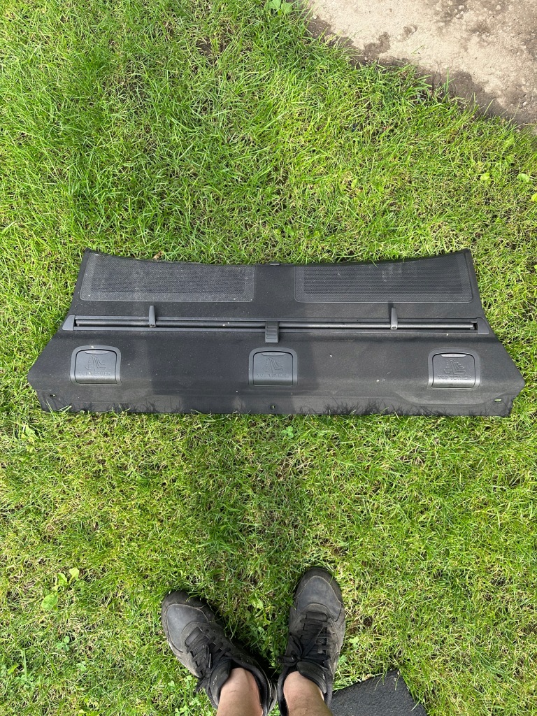 фото №1, Шторка полиця citroen c5 iii x7 08- sedan 555529zd