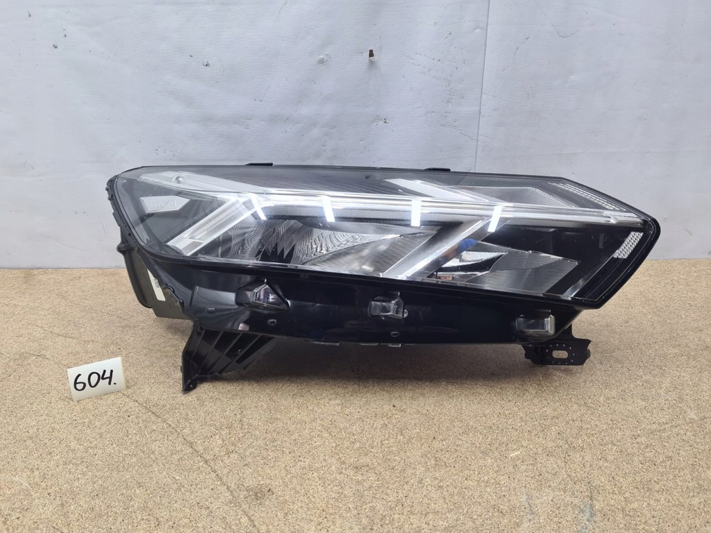 фото №1, Лампа права перед dacia sandero iii 3