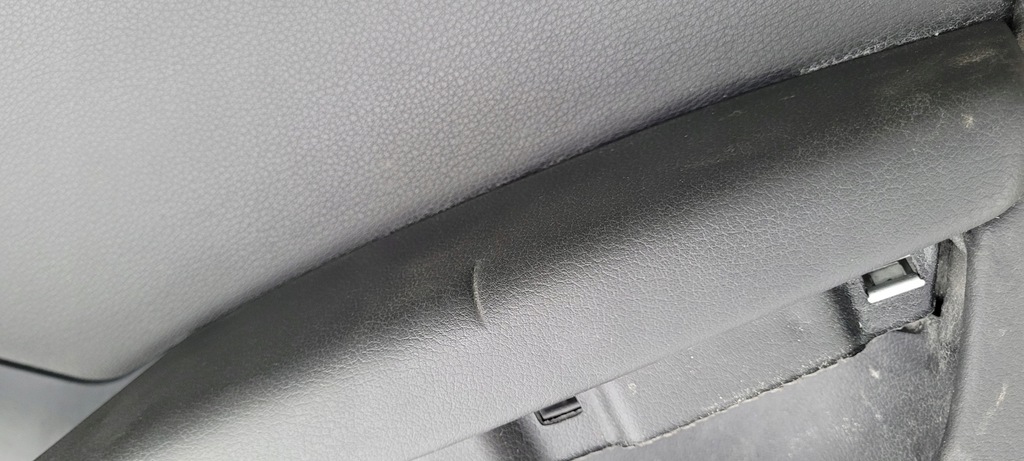 фото №7, A4 b8 обшивка двері правий перед audi a4 b8 europa 8k1867106