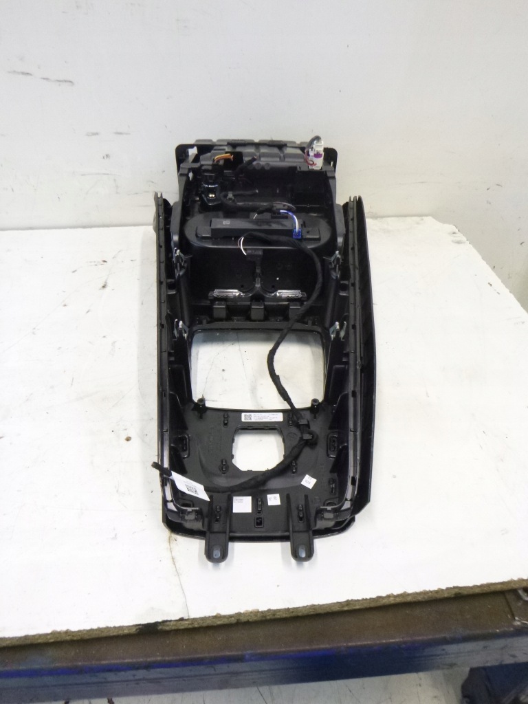 Рамка передач dekor тунель середній mercedes w177 a klasa 2020r. Доставка