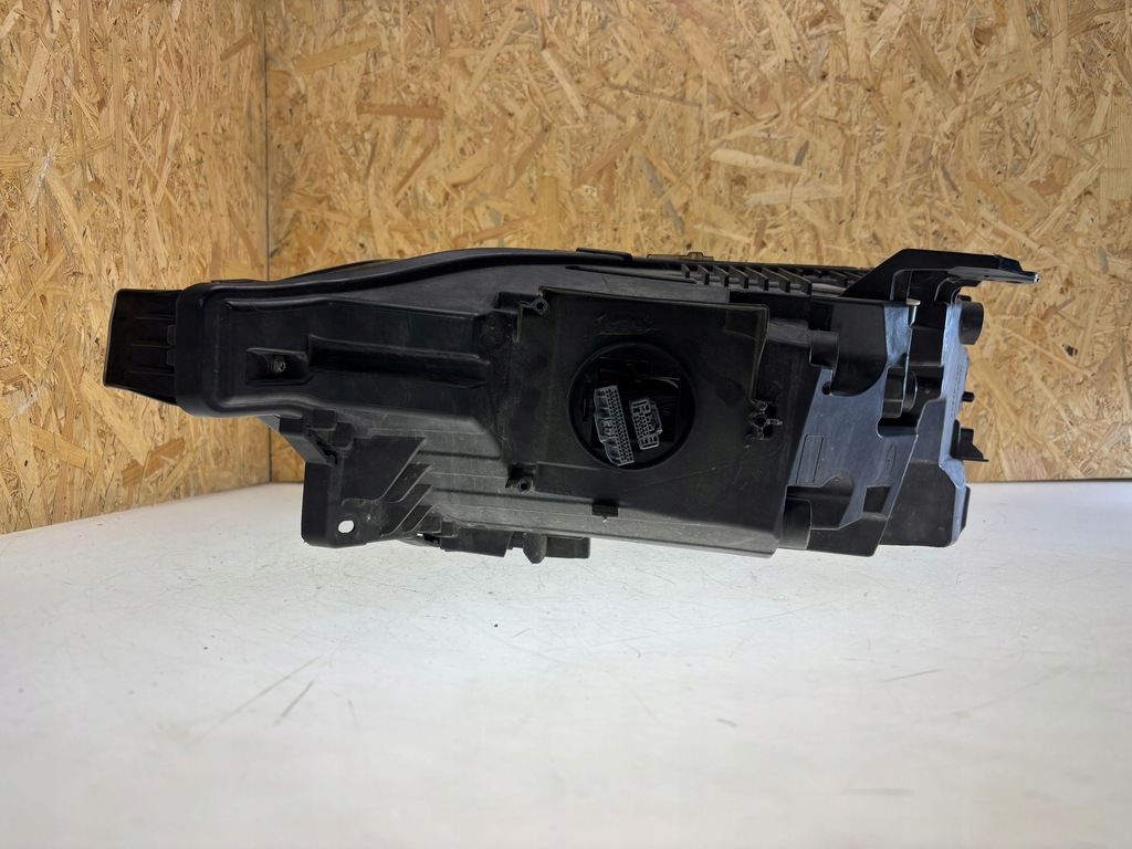 фото №8, Volvo xc60 2018 лампи передні