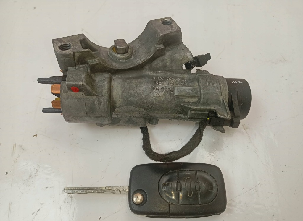 фото №3, Замок запалювання audi a2