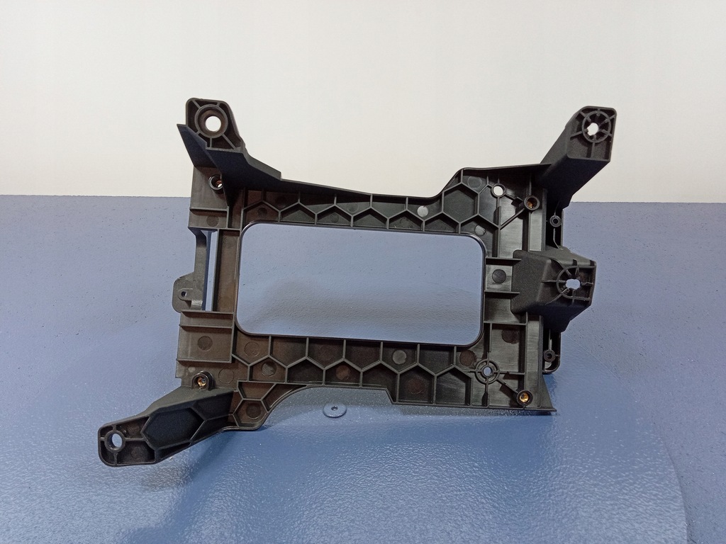 фото №12, Bentayga 36a кронштейн блок керування напруги 4m0907349