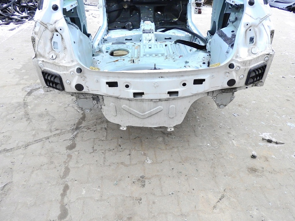 фото №1, Citroen ds3 09-14 поддон pas задняя ewp eha