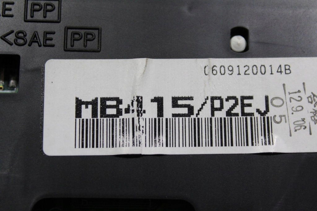 фото №8, Счетчик приборы nissan cabstar 2.5 dci