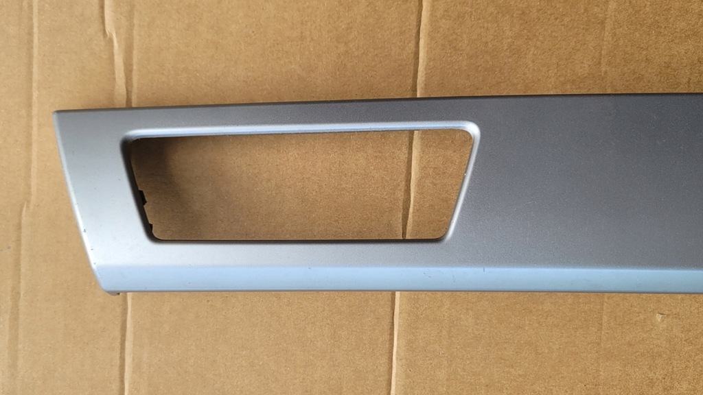 фото №7, Молдинг декоративная консоли bmw 3 e90 e91 e92 e93 оригинал демонтаж