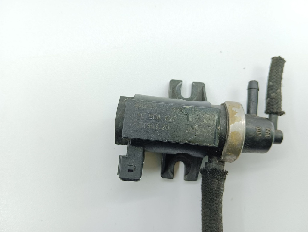 фото №6, Volkswagen new beetle 2000 клапани вакууму