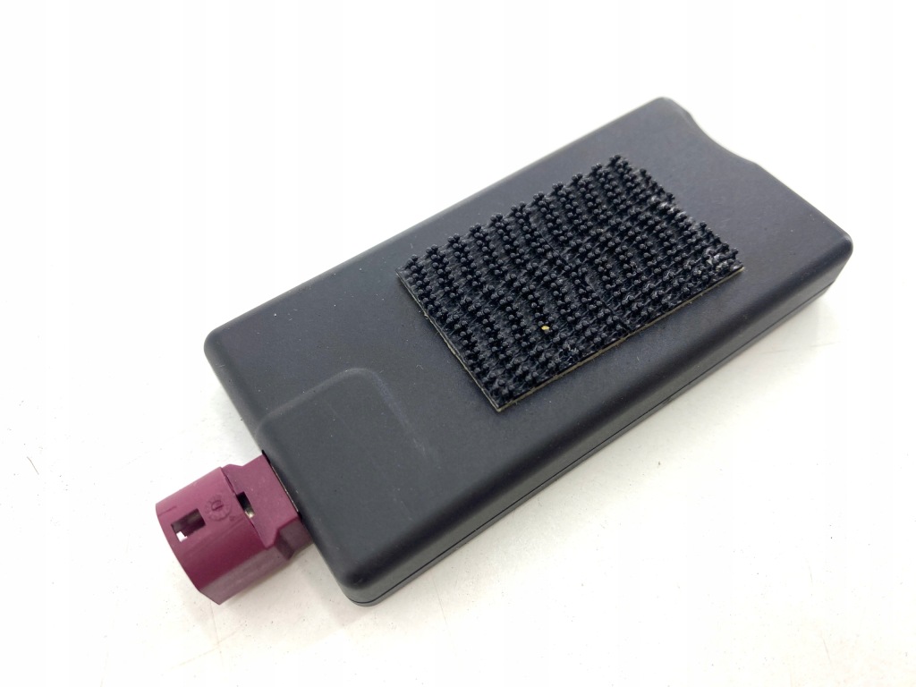 Блок управления sim модуль антенны tesla s европа  оригинал Оригинал