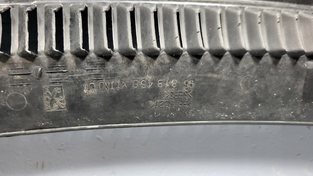 фото №8, Жабо peugeot 207 96818458