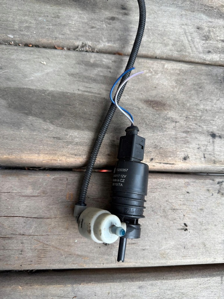 фото №1, Помпа омывателя 13250357 opel insignia a