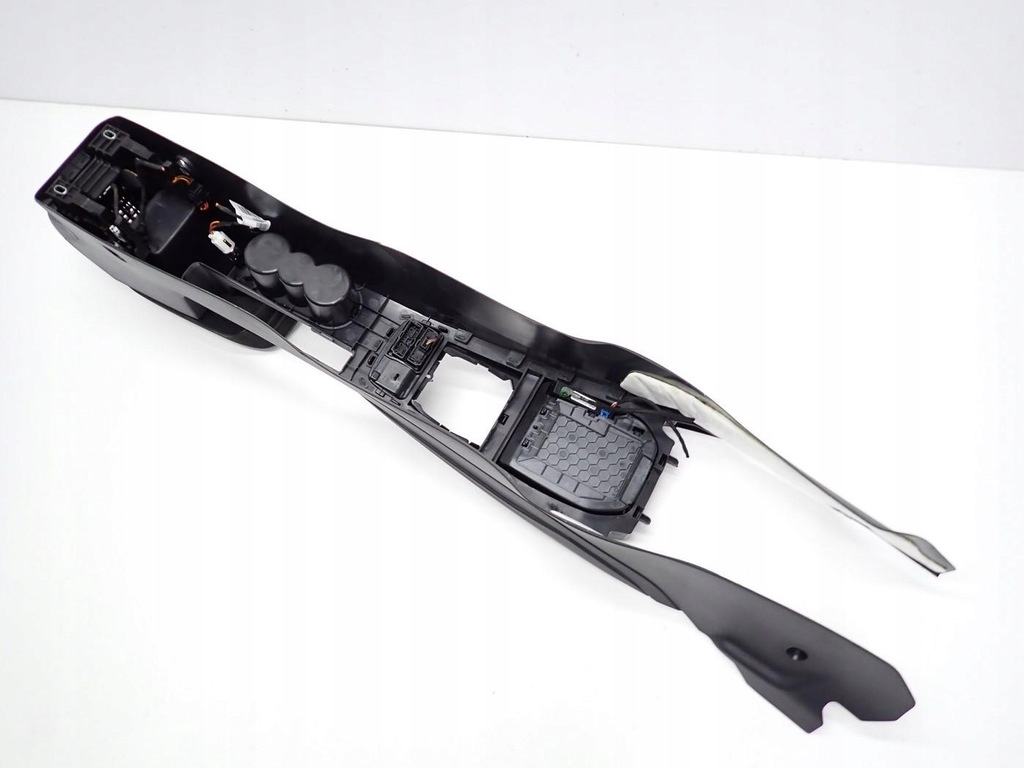 фото №9, Туннель подлокотник панель рамка usb europa 655863241n skoda scala 24r